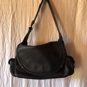 Ann Taylor genuine pebbled black leather shoulder bag saddle pockets 15x10x5